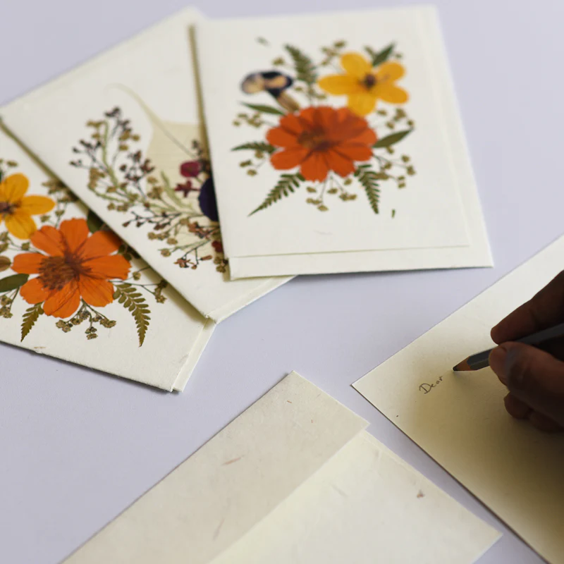 A Bouquet Of Flowers Cards (Set of 4) - Image 5