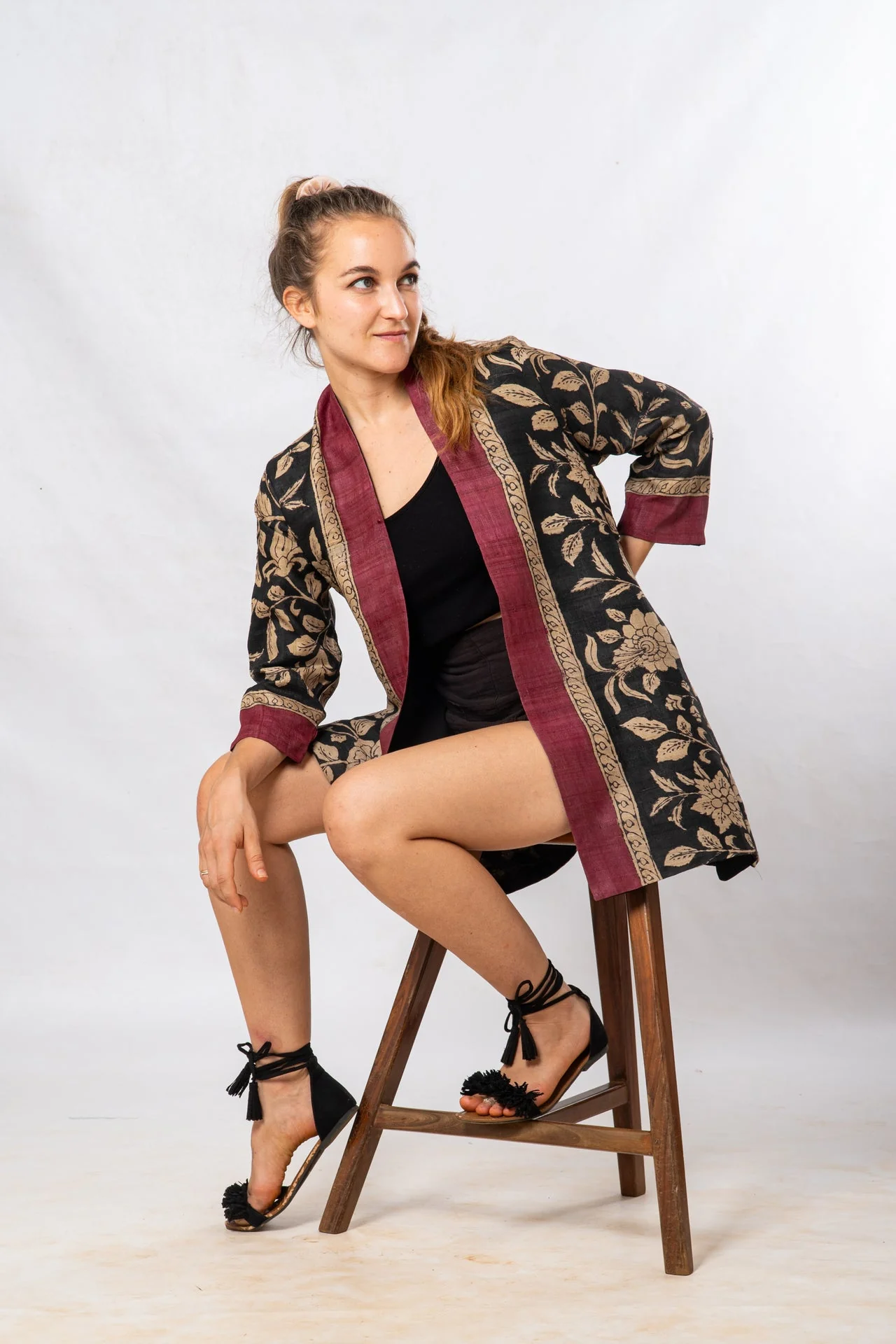 Black Floral Hand Painted Kalamkari Tussar Silk Short Jacket - Image 4