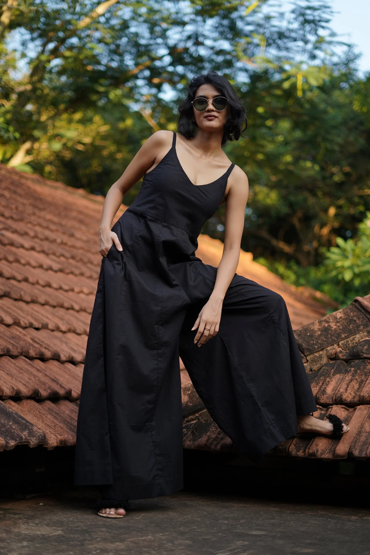 Set of 2- Black Linen wide leg Jumpsuit with Printed flowy overlay - Image 4