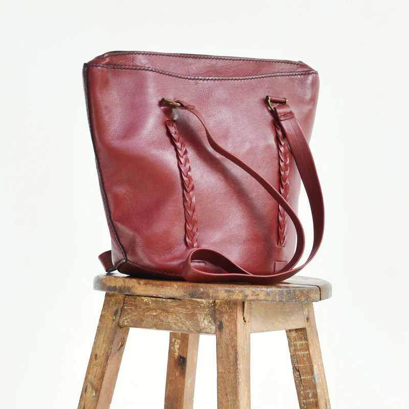 Capazo Leather Shoulder Bag - Image 2
