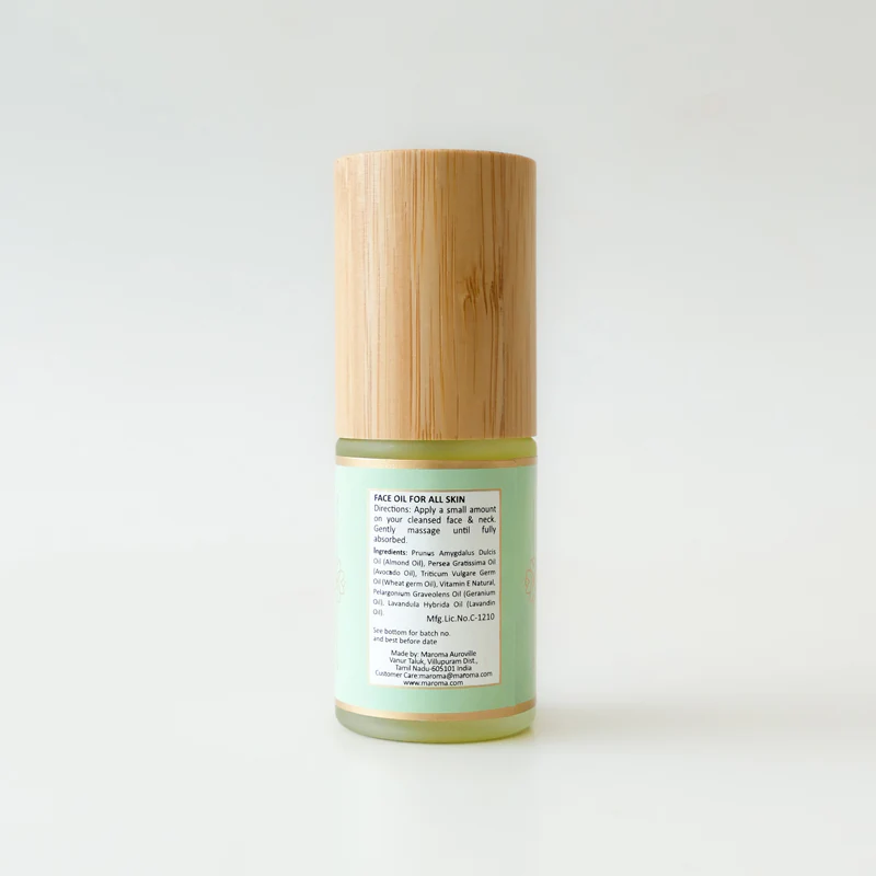 Hydrating Face Oil with Avocado, Wheat Germ and Almond Oil - Image 4