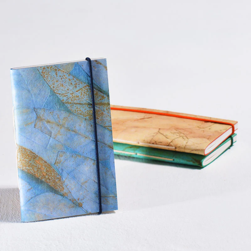 Garden Small Notebook with Elastic Closure - Image 3