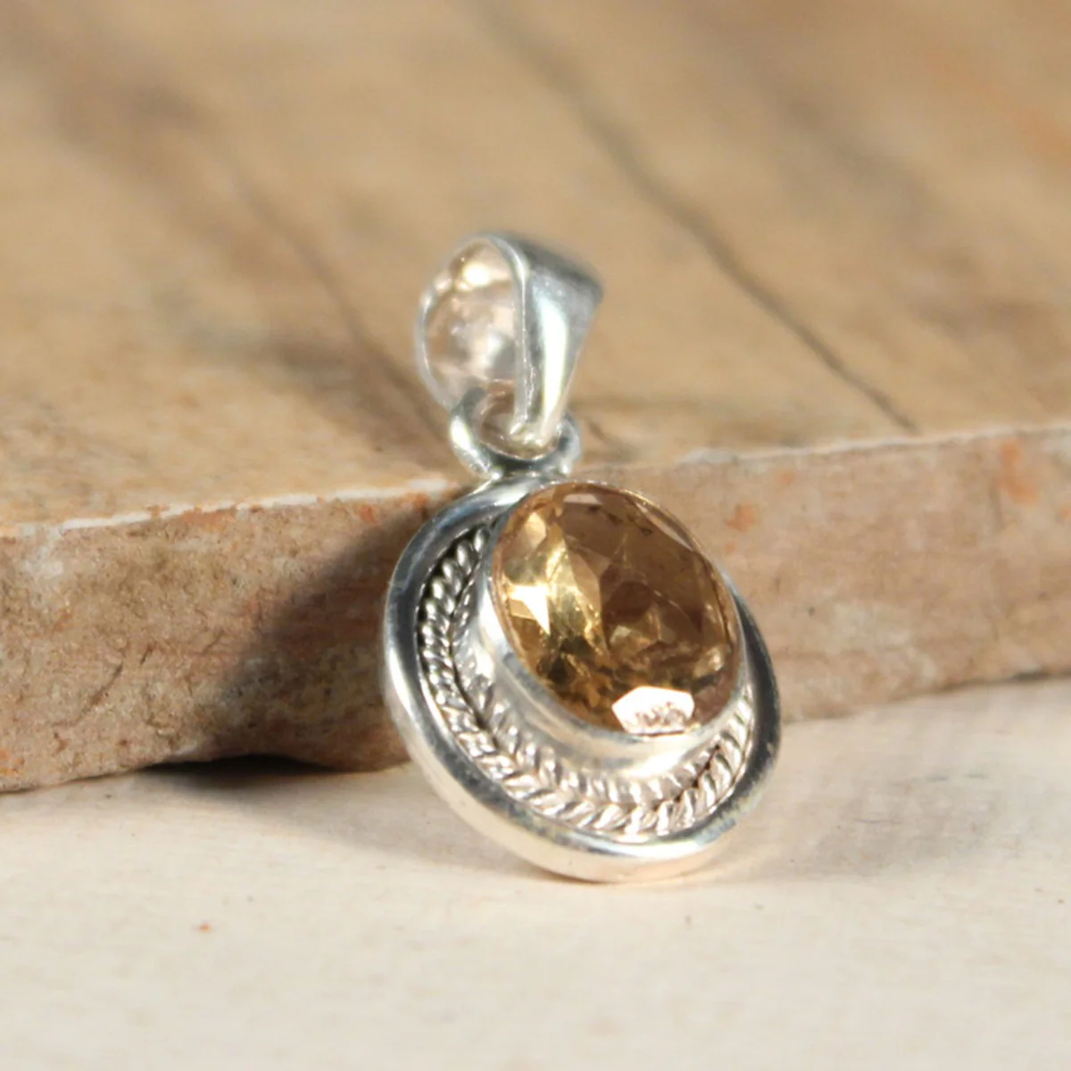 Gemstone Oval Pendant - Image 5