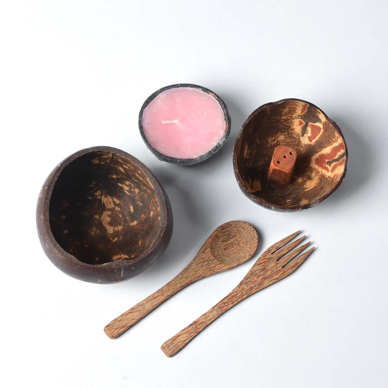 Handmade Coconut Shell Gift Hamper – With Candle - Image 2
