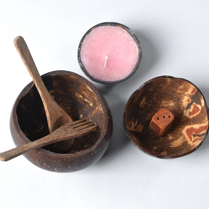 Handmade Coconut Shell Gift Hamper – With Candle - Image 3