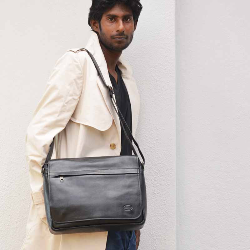 Messenger Leather Bag - Image 6