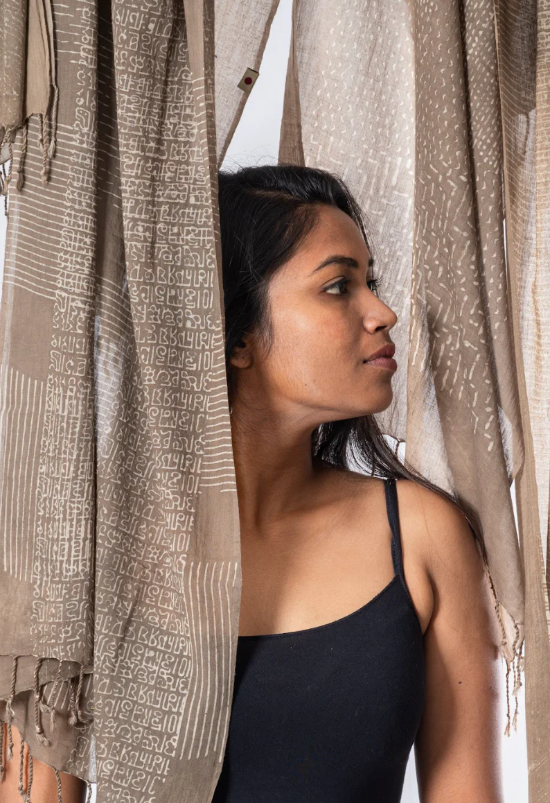 Natural Dyed Organic Cotton Handblock Printed Scarf (Grey)- ABRI - Image 3