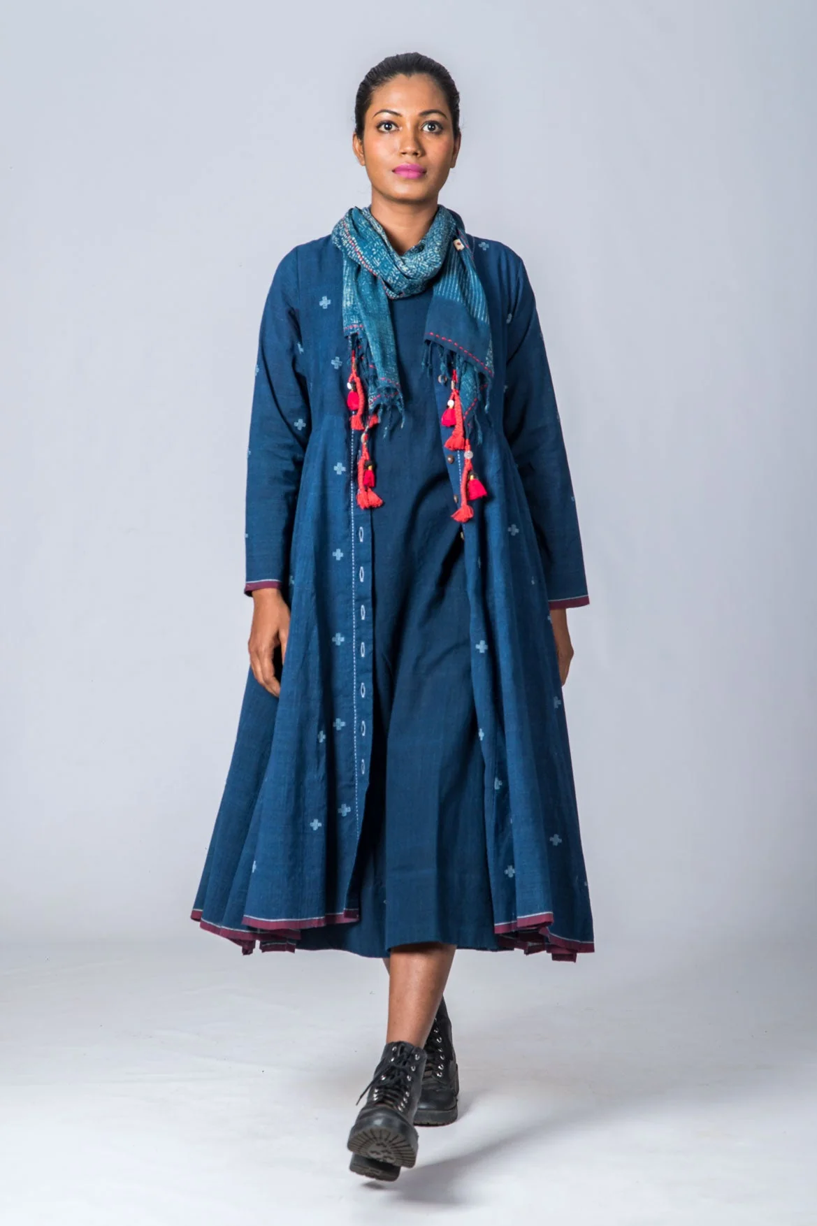 Set of 3: Natural Indigo Cotton Jamdani Jacket, Dress & Scarf - Image 4