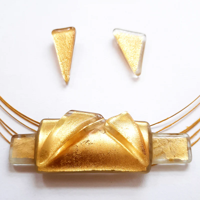 Small Gold Creation Set, Necklace and Stud Earrings - Image 2