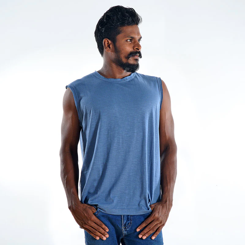 Tony Sleeveless Organic Cotton T-shirt - Image 12