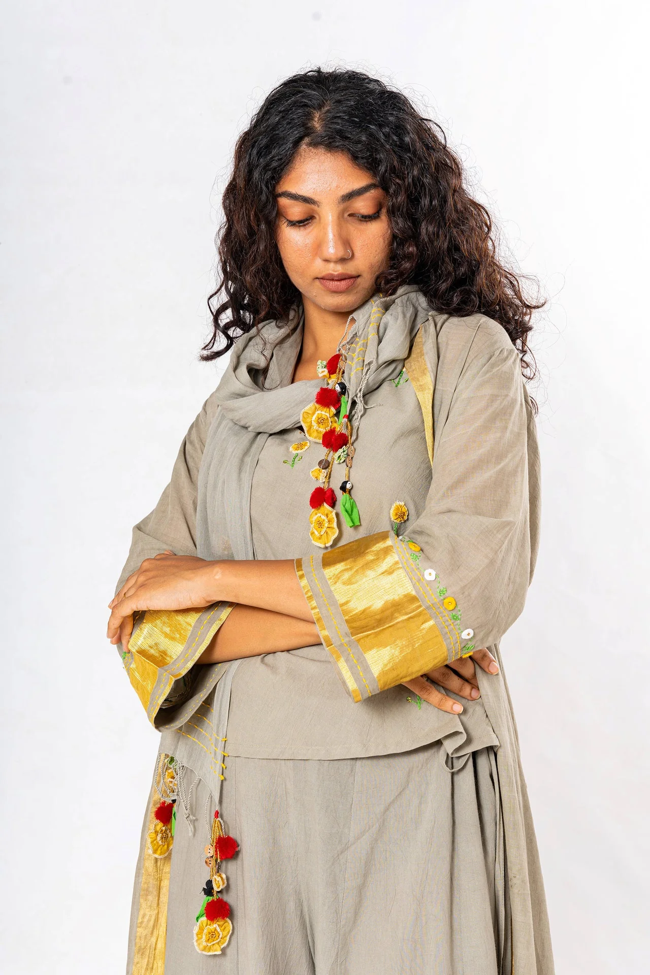 Set of 4- Beige Medicinal Tulsi Dyed Organic Cotton Set - Image 5